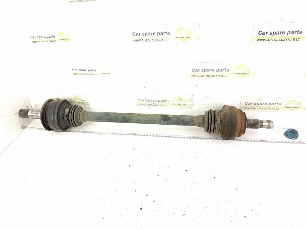 Rear driveshaft – rear right