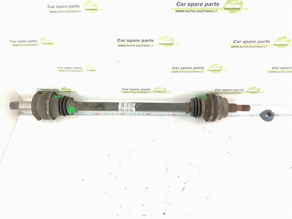 Rear driveshaft – rear right