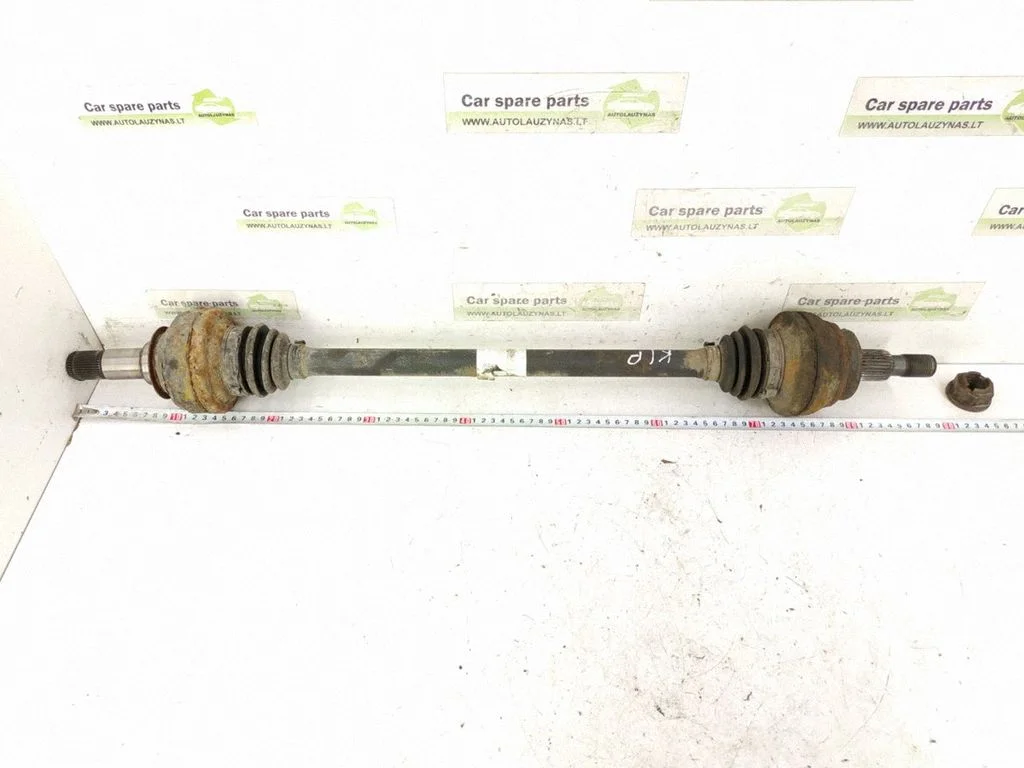 Rear driveshaft – rear left