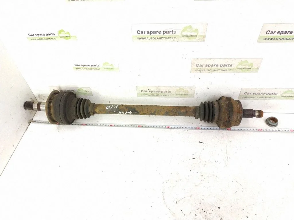 Rear driveshaft – rear left