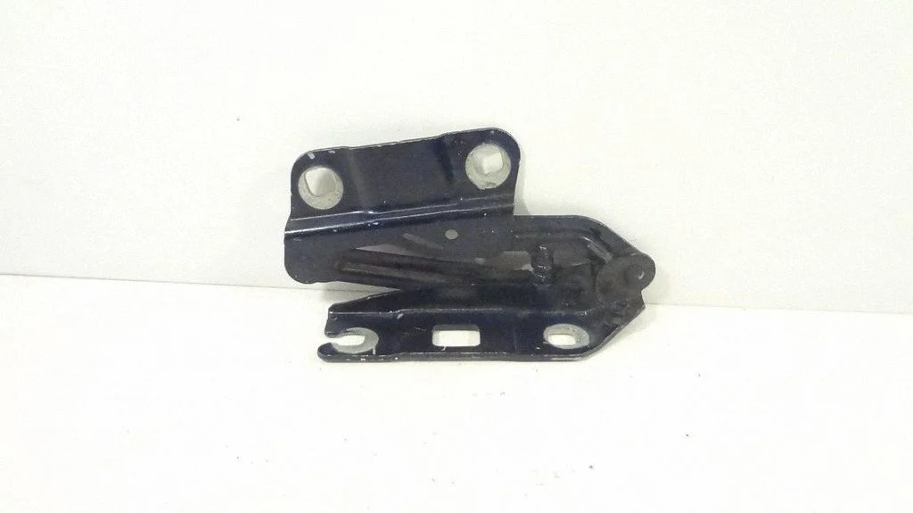 Engine bonnet/hood hinges – Mercedes-Benz ML-Class W164 (2005-2011)