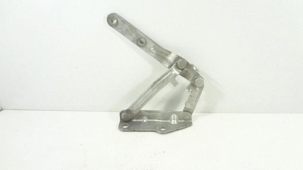 Engine bonnet/hood hinges – Volkswagen Transporter - Caravelle T5 (2003-2015)