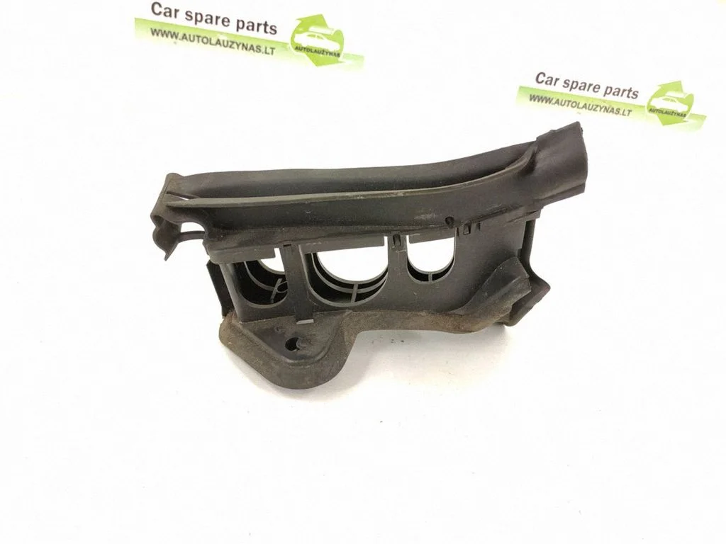 Engine bonnet/hood sound/heat insulation