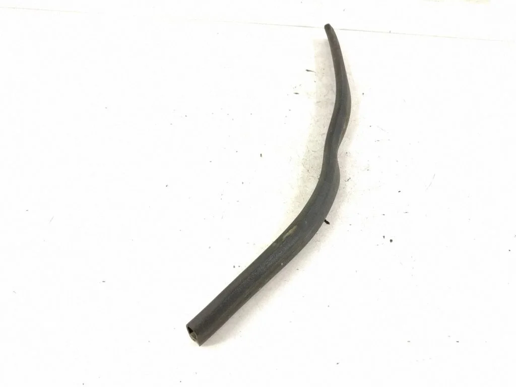 Engine bonnet/hood sound/heat insulation