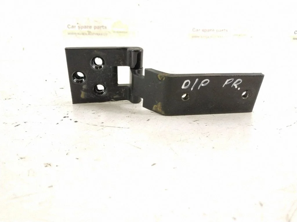 Mootorikapoti hinged – parem