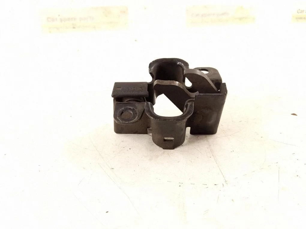 Engine bonnet/hood lock/catch