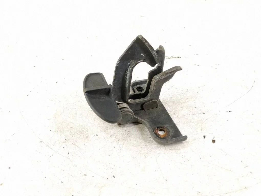 Engine bonnet/hood lock/catch