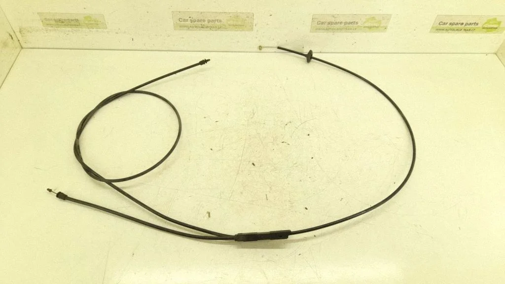 Engine bonnet/hood lock release cable