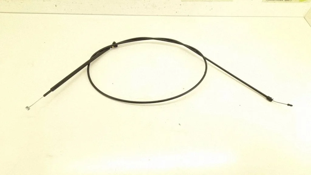 Engine bonnet/hood lock release cable