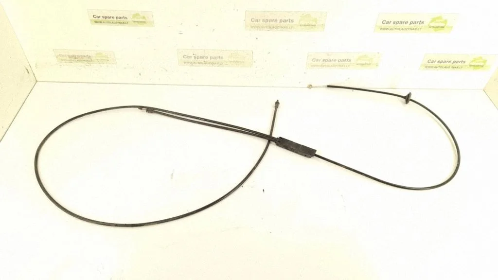 Engine bonnet/hood lock release cable