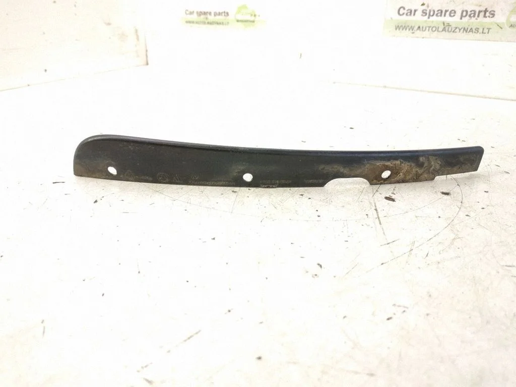 Rear bumper mounting bracket 1666900527