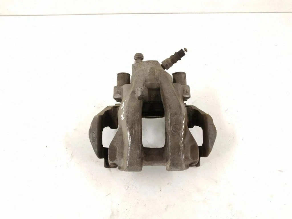 Rear brake caliper – rear left