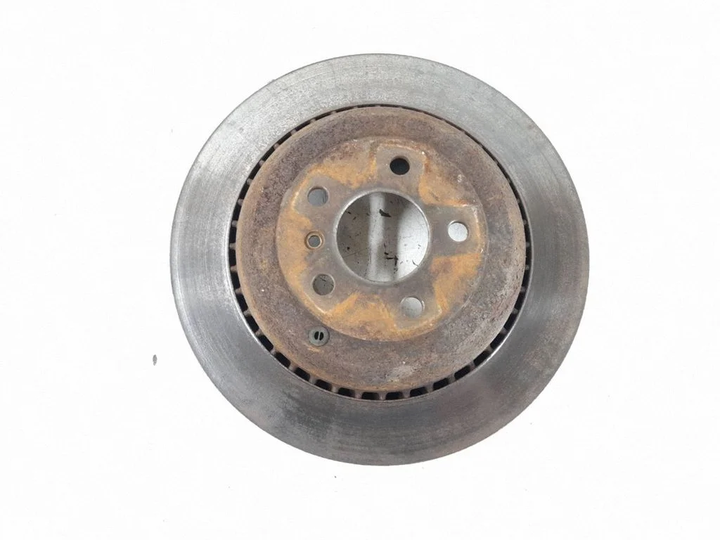 Rear brake disc – rear left