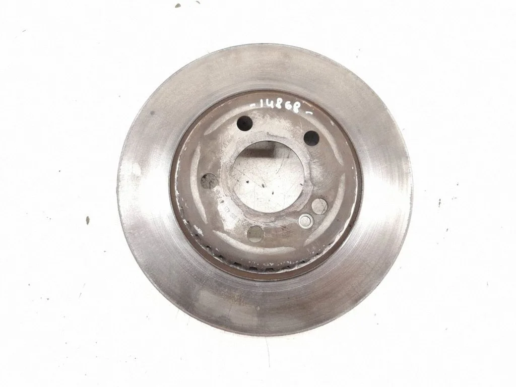 Rear brake disc – rear right