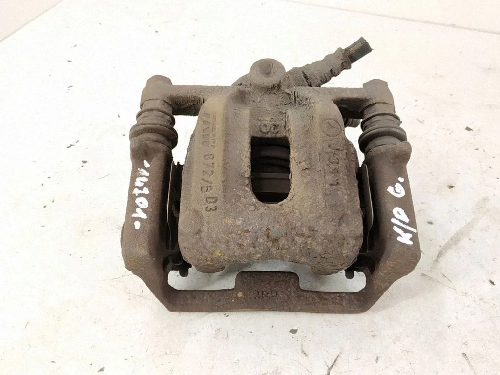 Rear brake caliper – rear left