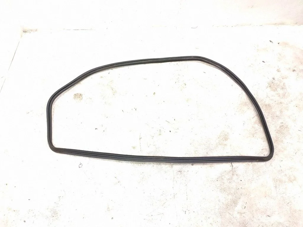 Loading door rubber seal (on body) DALISID1856