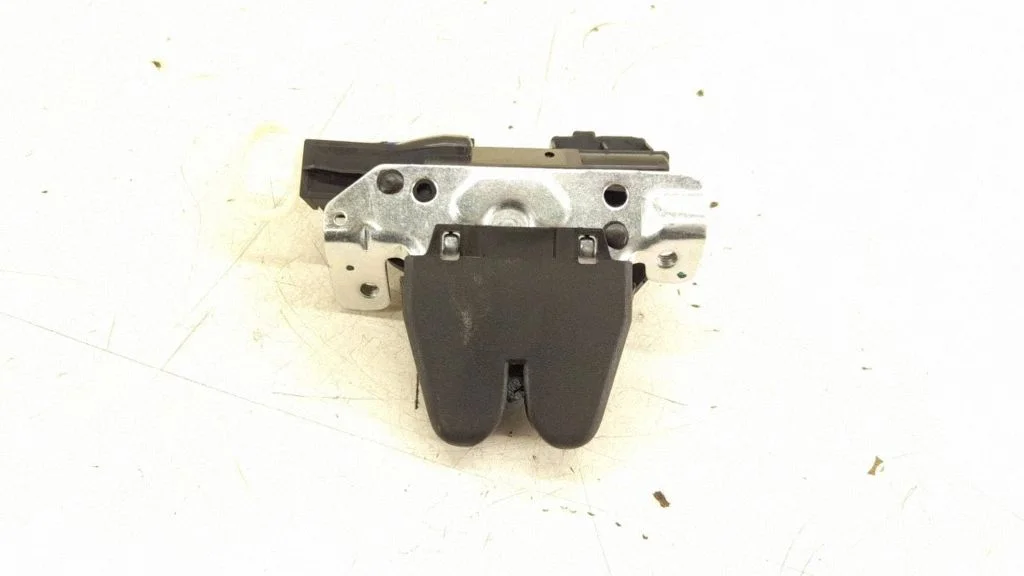 Tailgate/trunk/boot lock/catch/latch