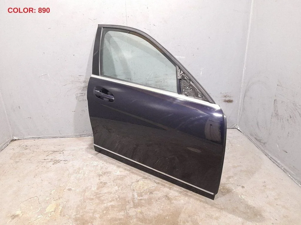 Front door 2047220210