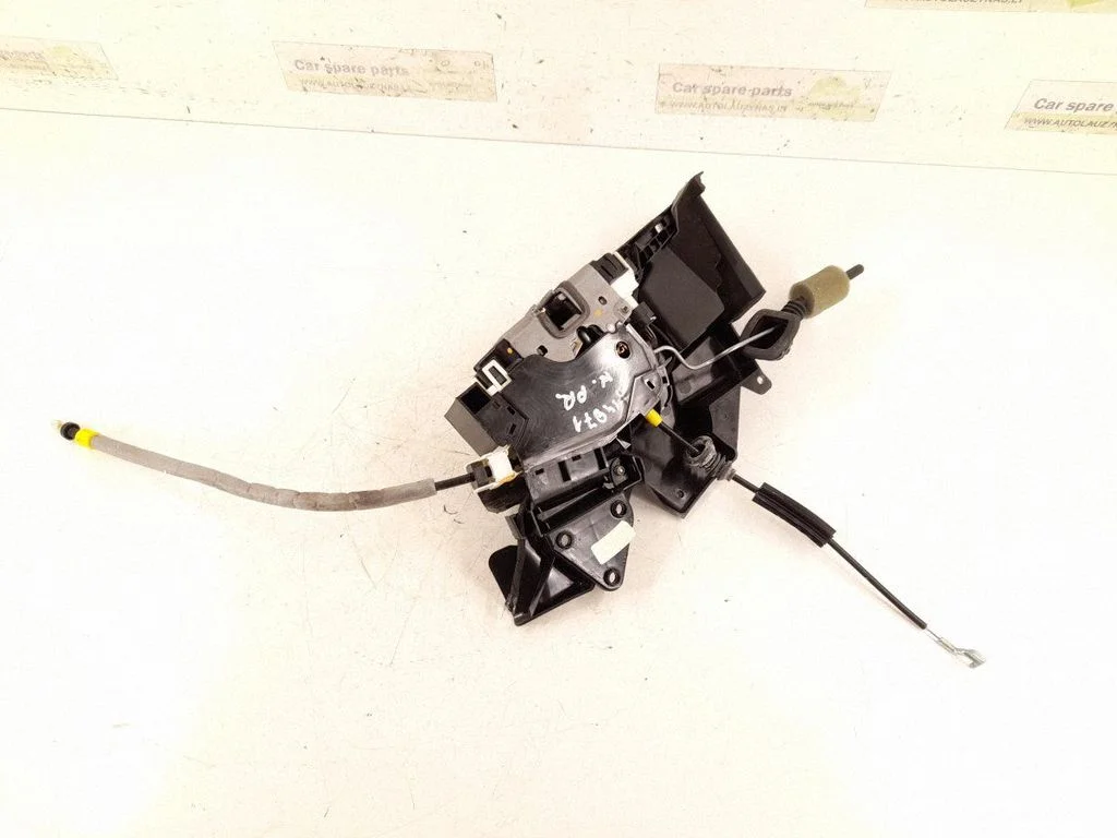 Front door lock – front left