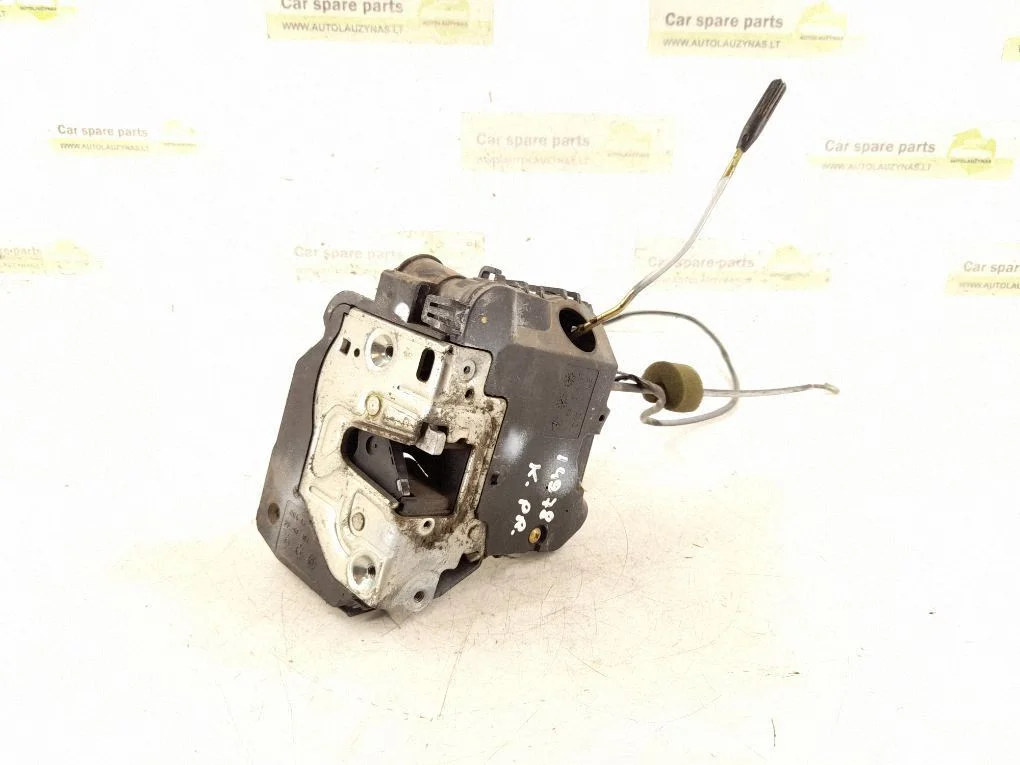 Front door lock – front left