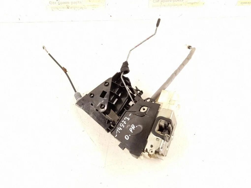Front door lock – front right