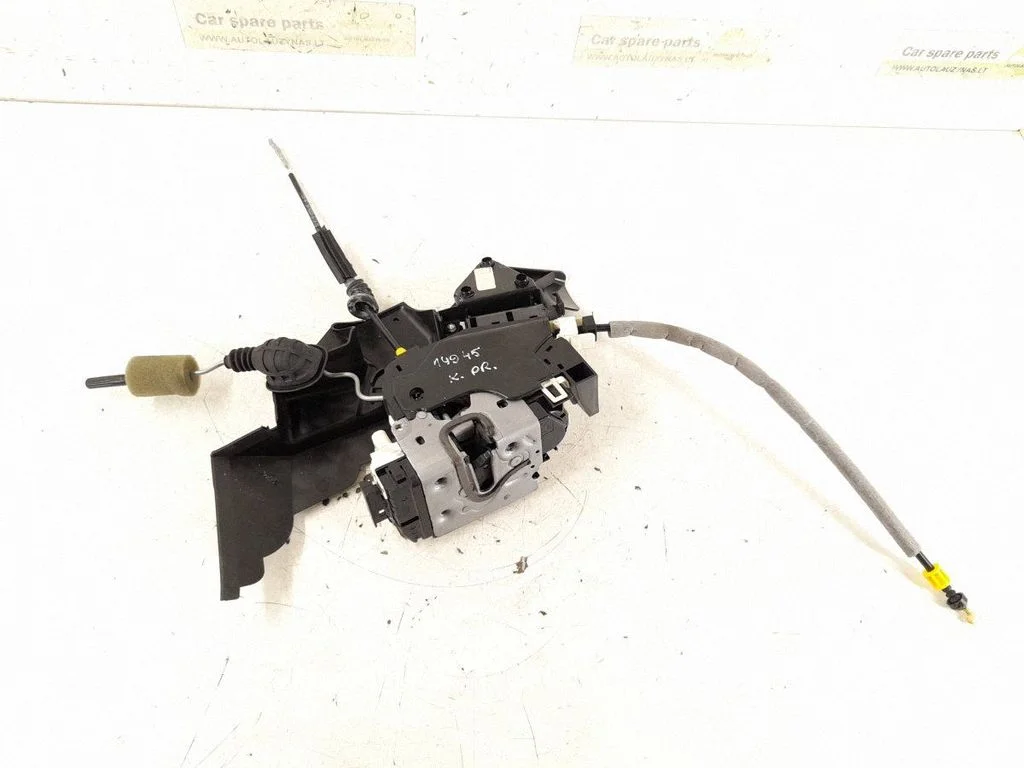 Front door lock – front left