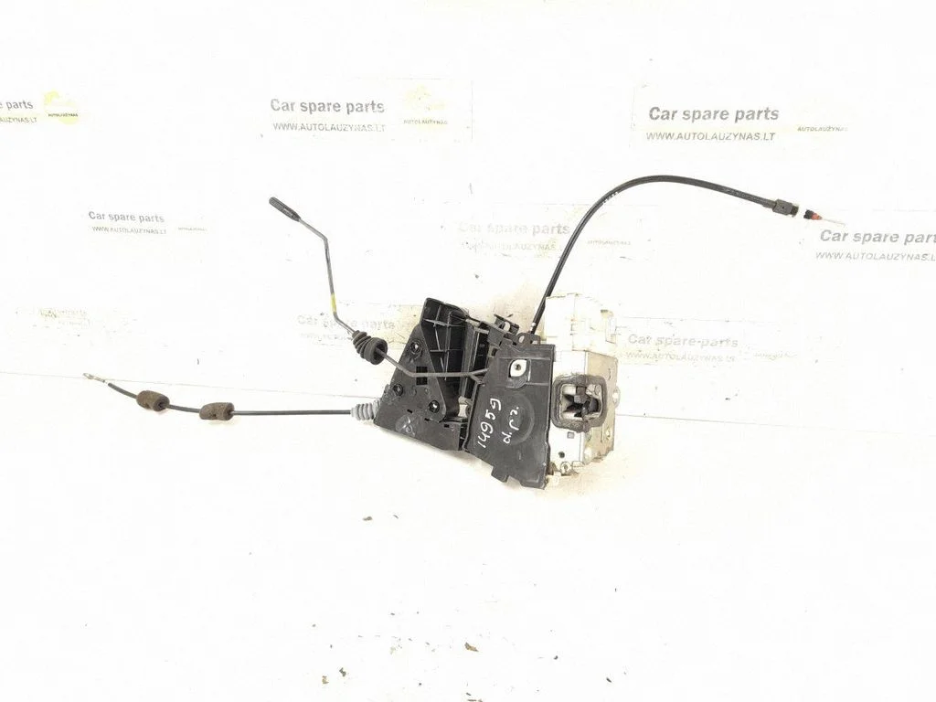 Front door lock – front right