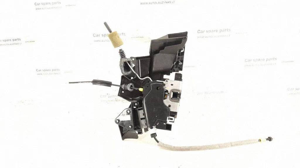 Front door lock – front right