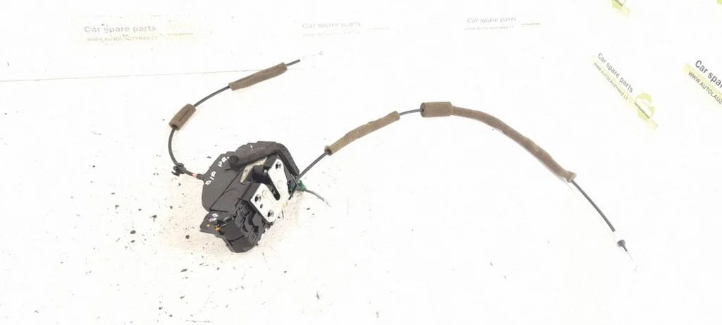 Front door lock – front right