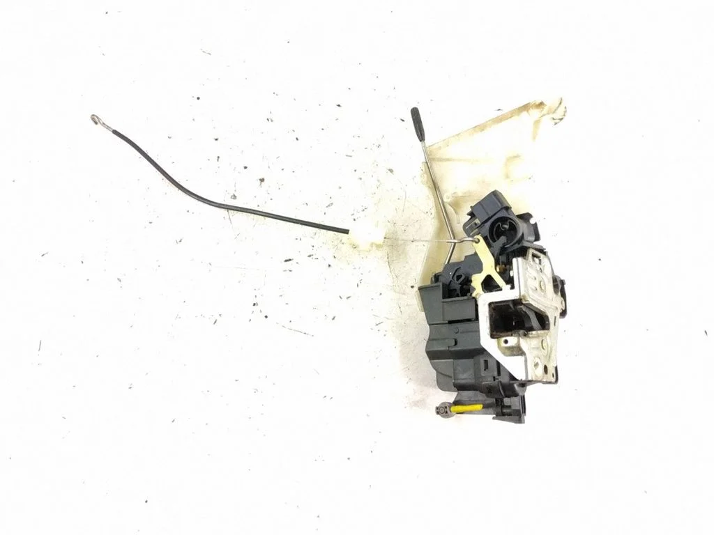 Front door lock – front right