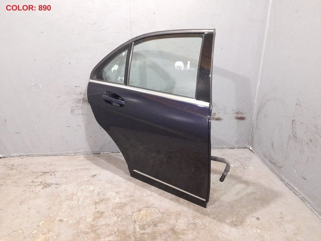 Rear door 2047320210