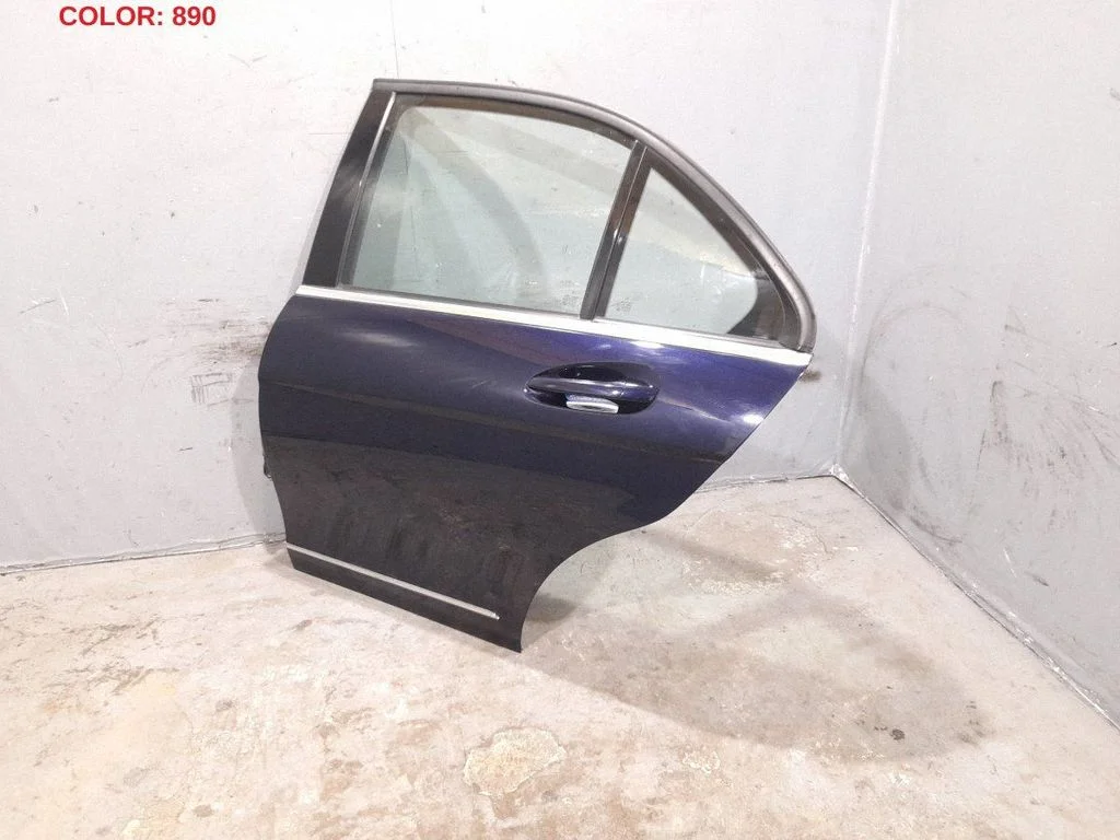 Rear door 2047320110