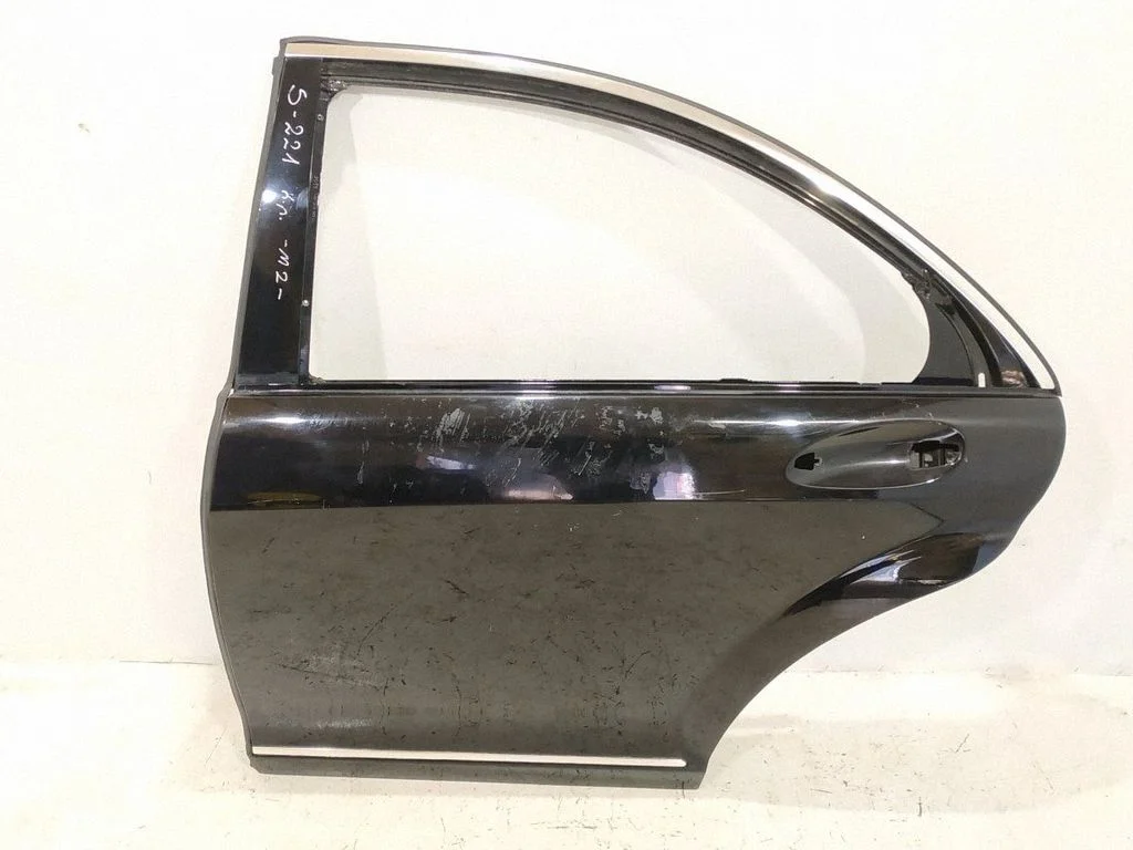 Rear door – left