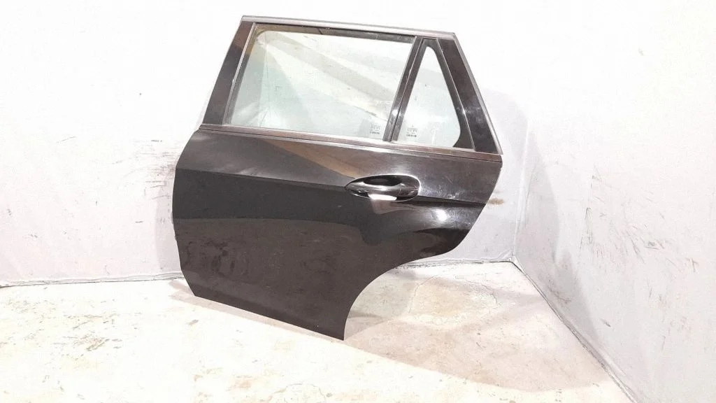 Rear door – left
