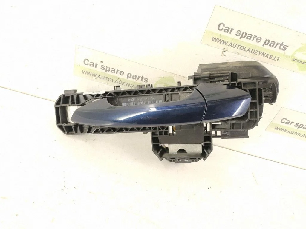 Tagaukse välimine käepide – tagumine vasak