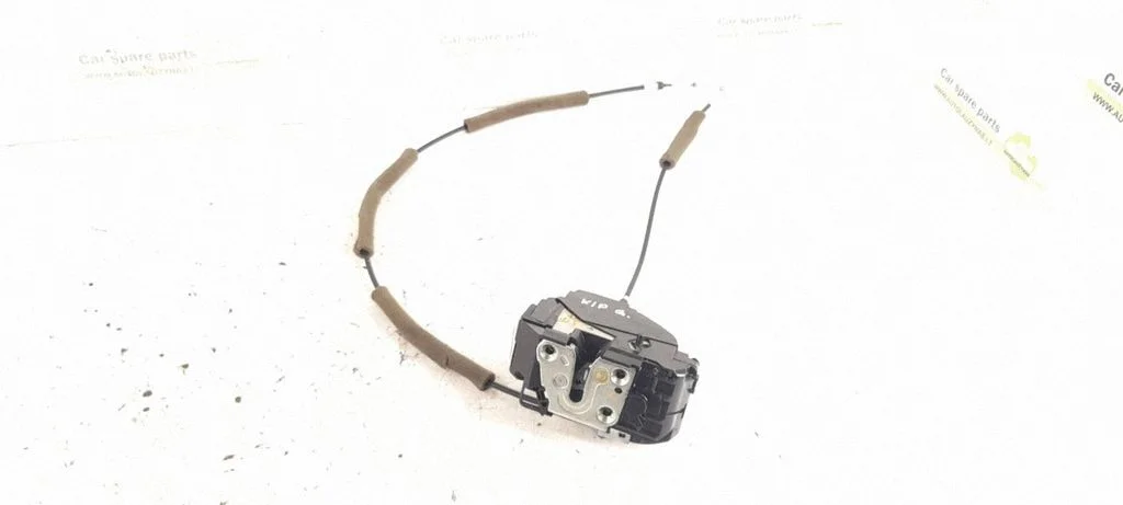 Rear door lock – rear left