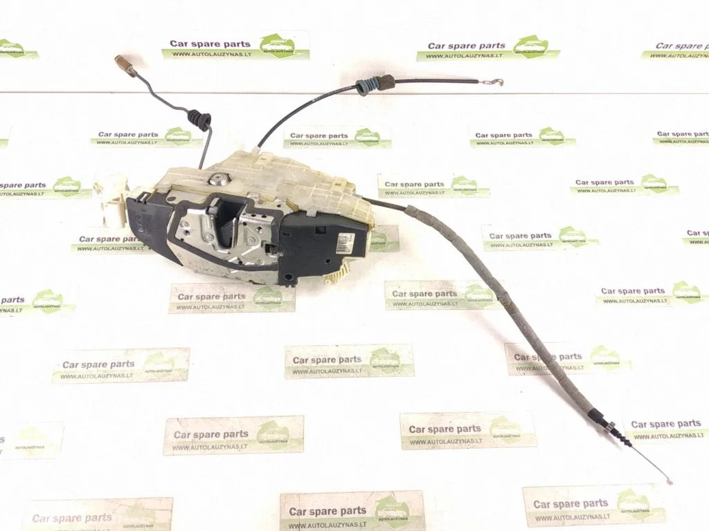 Rear door lock – rear left