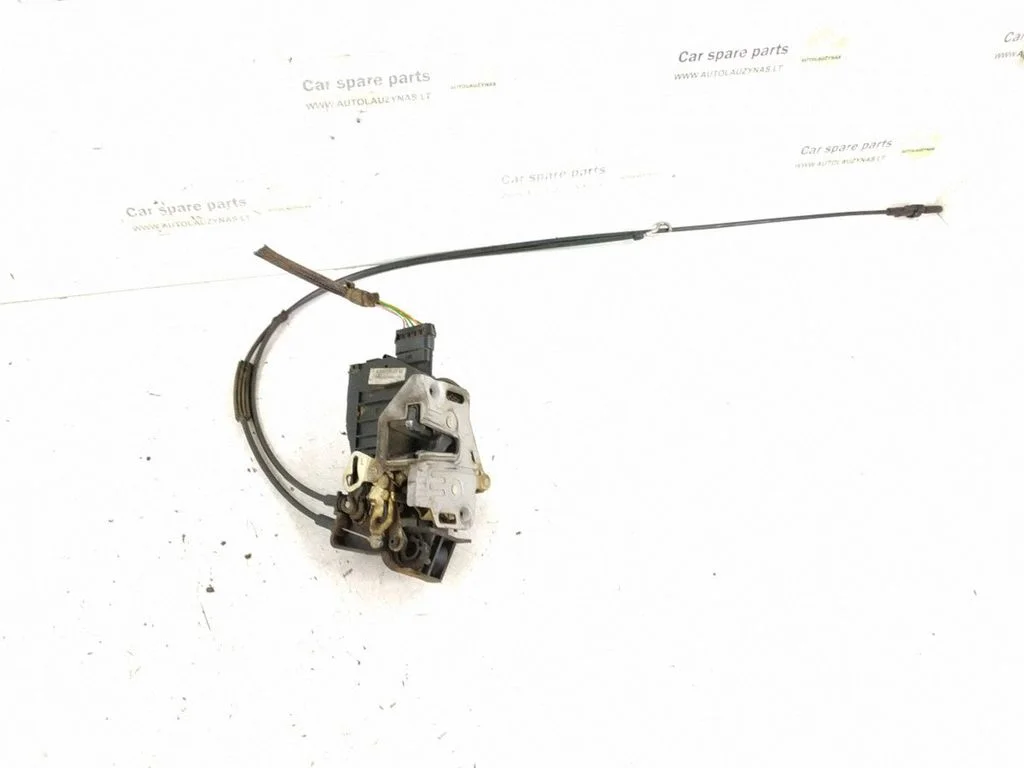 Rear door lock – Mercedes-Benz ML-Class W163 (1997-2005)