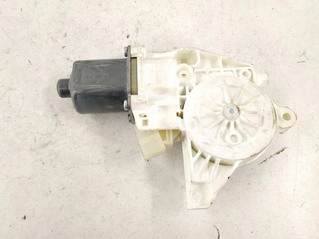 Rear door window regulator motor – rear left