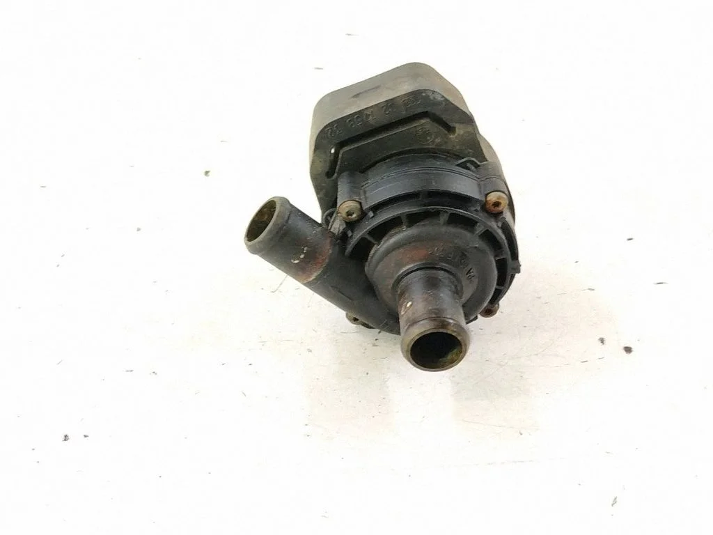 Electric auxiliary coolant/water pump – Mercedes-Benz C-Class AMG W204 (2007-2014)