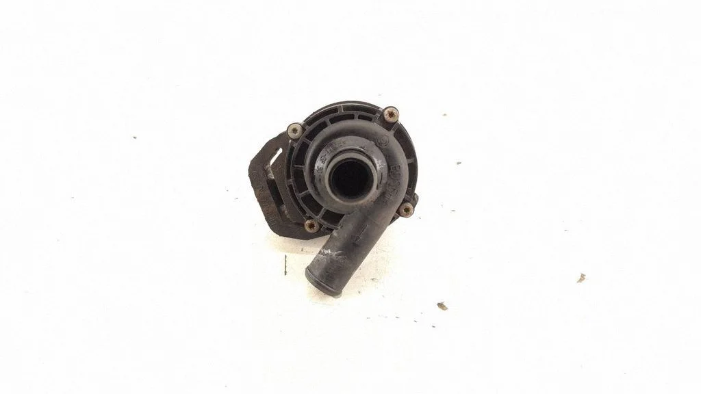 Electric auxiliary coolant/water pump – Mercedes-Benz C-Class AMG W204 (2007-2014)