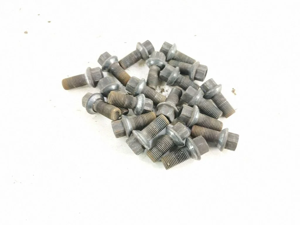 Nuts/bolts