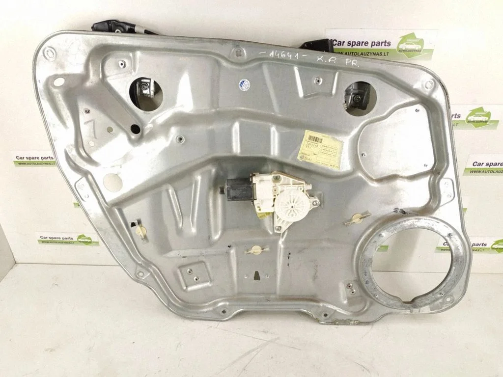Front door electric window regulator – front left