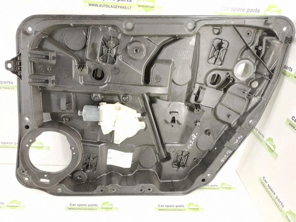 Front door electric window regulator – front right