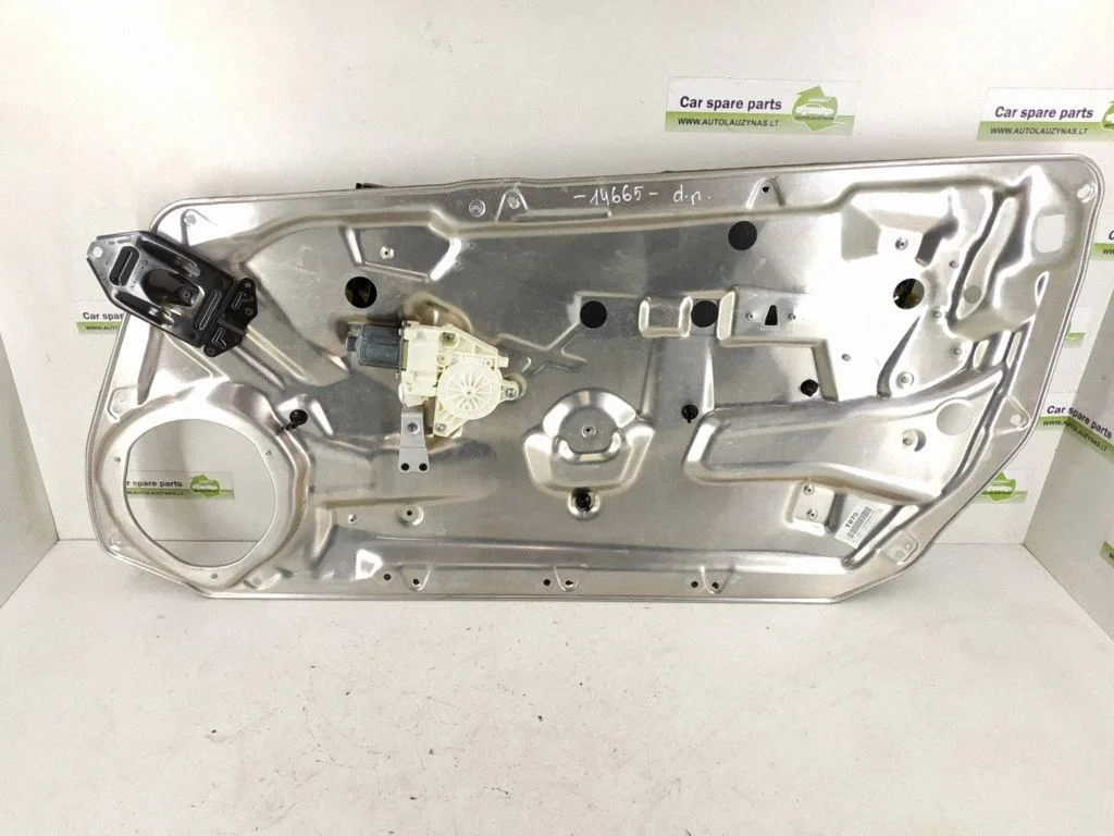 Front door electric window regulator – front right