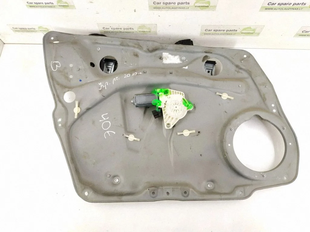 Front door electric window regulator – front left