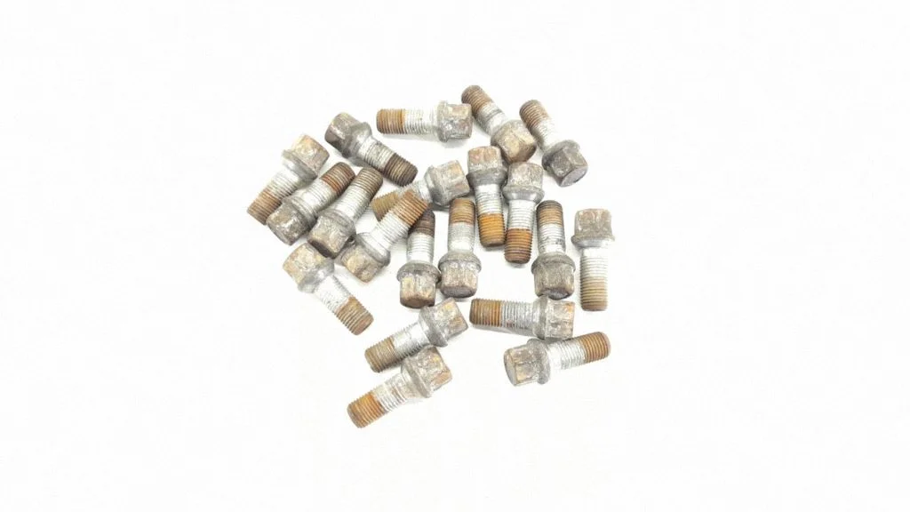 Nuts/bolts