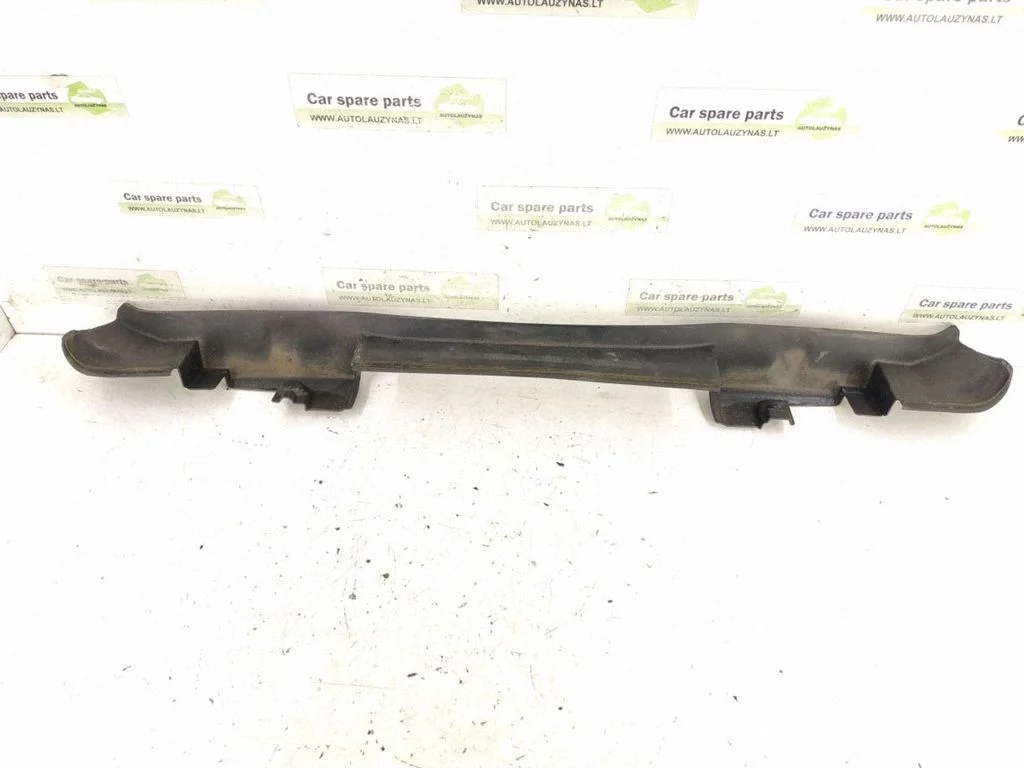 Loading door rubber seal (on body) – left
