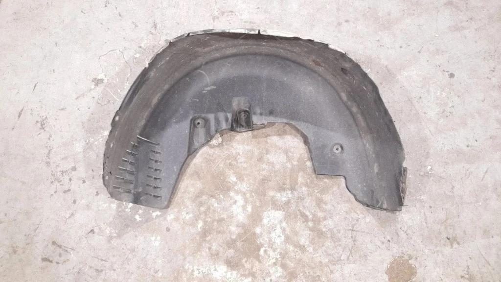 Rear arch fender liner splash guards – rear left
