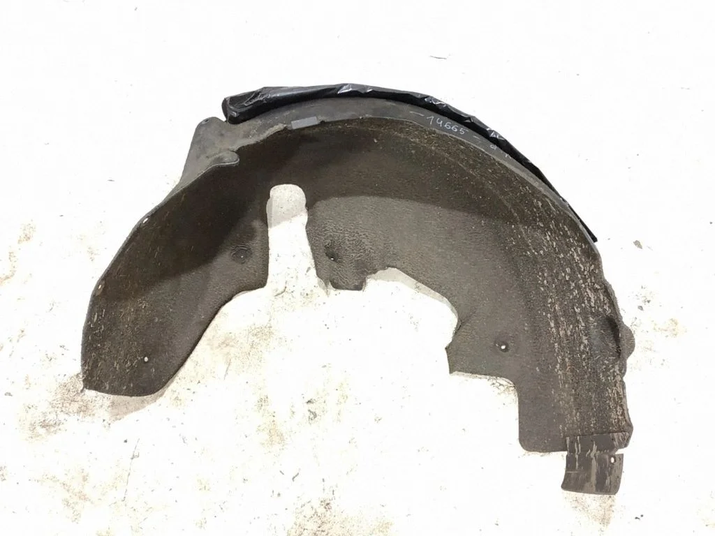 Rear arch fender liner splash guards – rear right